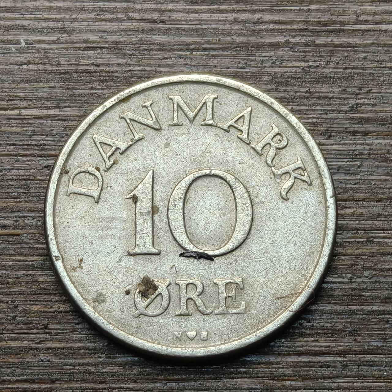 【本场4.12号发货】★第145★散币专场 不寄存，30包邮。不满30元，支付5元运费。《接受代拍 代送NGC评级》 25【无寄存】丹麦 1950年 10欧尔 