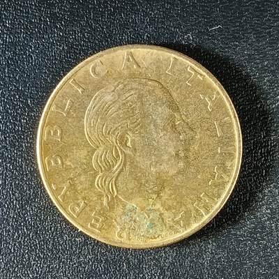 逸泉钱币2026第十八场世界各国散币纪念币AF1633-2572 1972 意大利200里拉