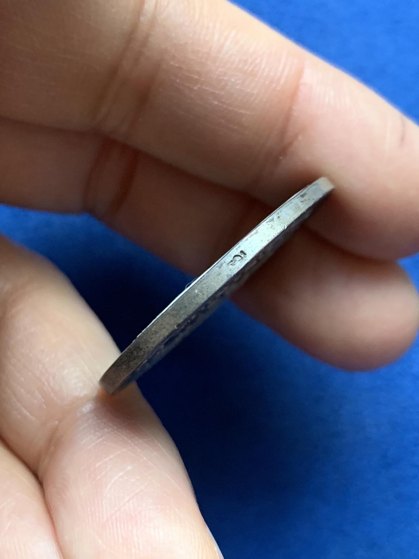 《竞宝斋》第465场 周日，周一，周二，3场连拍 （全场包邮）欢迎送拍 法国罗谢尔港口景观纪念银章，丰饶角边铭，品相无敌，32.5mm，16.35g