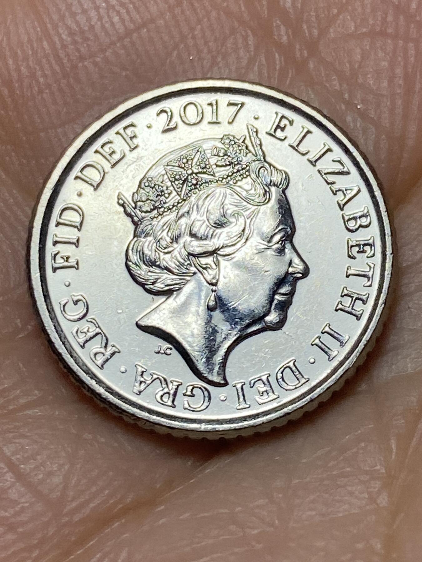 2026年第十九场(总第一百八十八场）外国好品散币场(免佣金) 英国🇬🇧2017年5便士(伊丽莎白二世老年，盾徽拼图第二版)