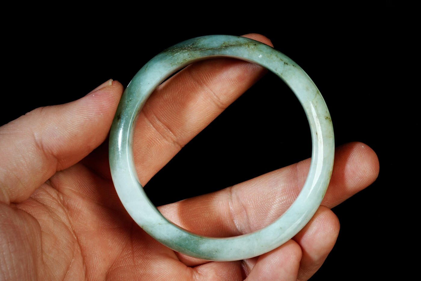 上海都达杂项专场二十一（全场包邮） 天然翡翠（A货）贵妃手镯 附鉴定证书90-50