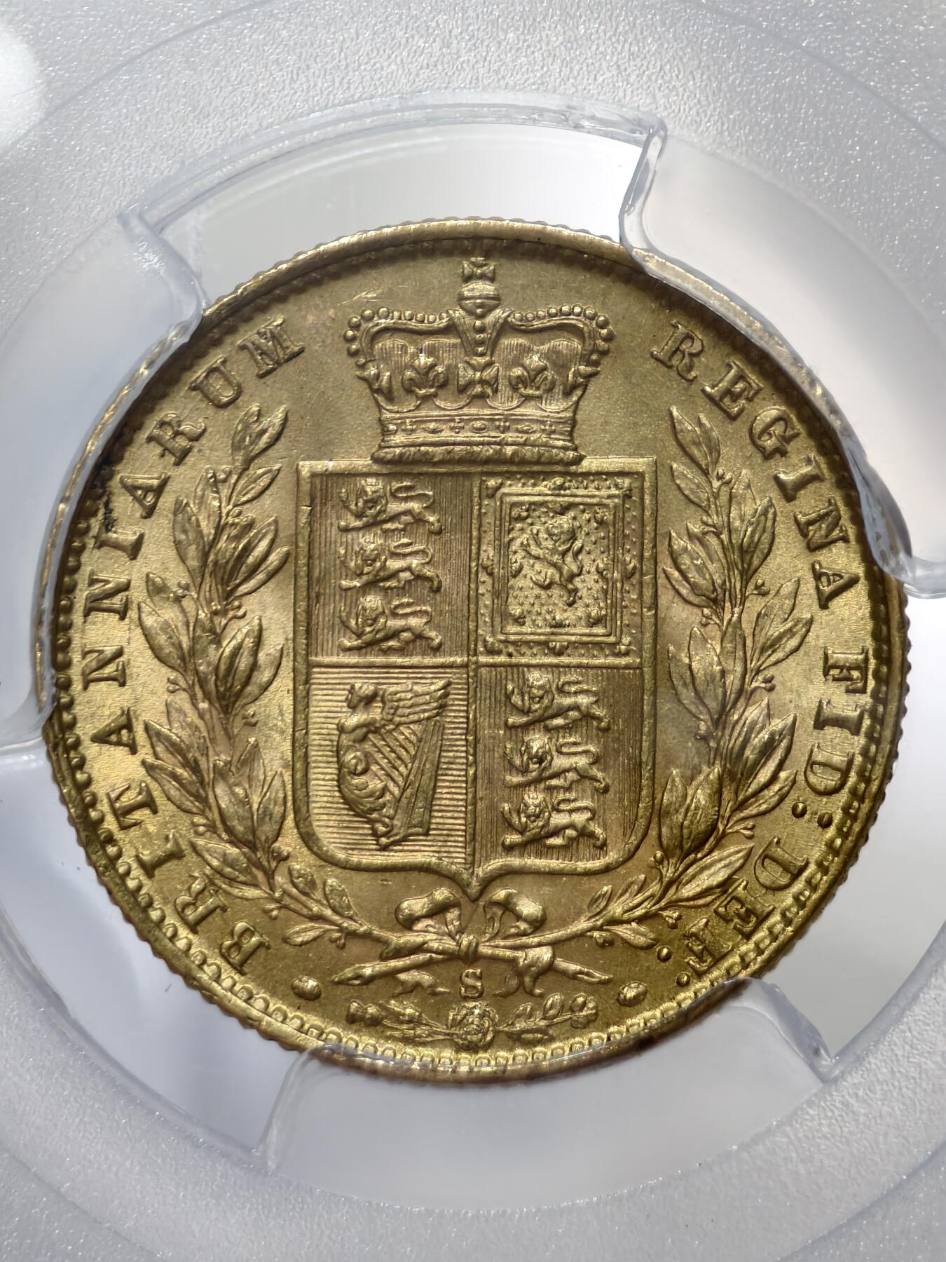 PCGS-MS62英属澳大利亚维多利亚青年版盾徽索维林金币