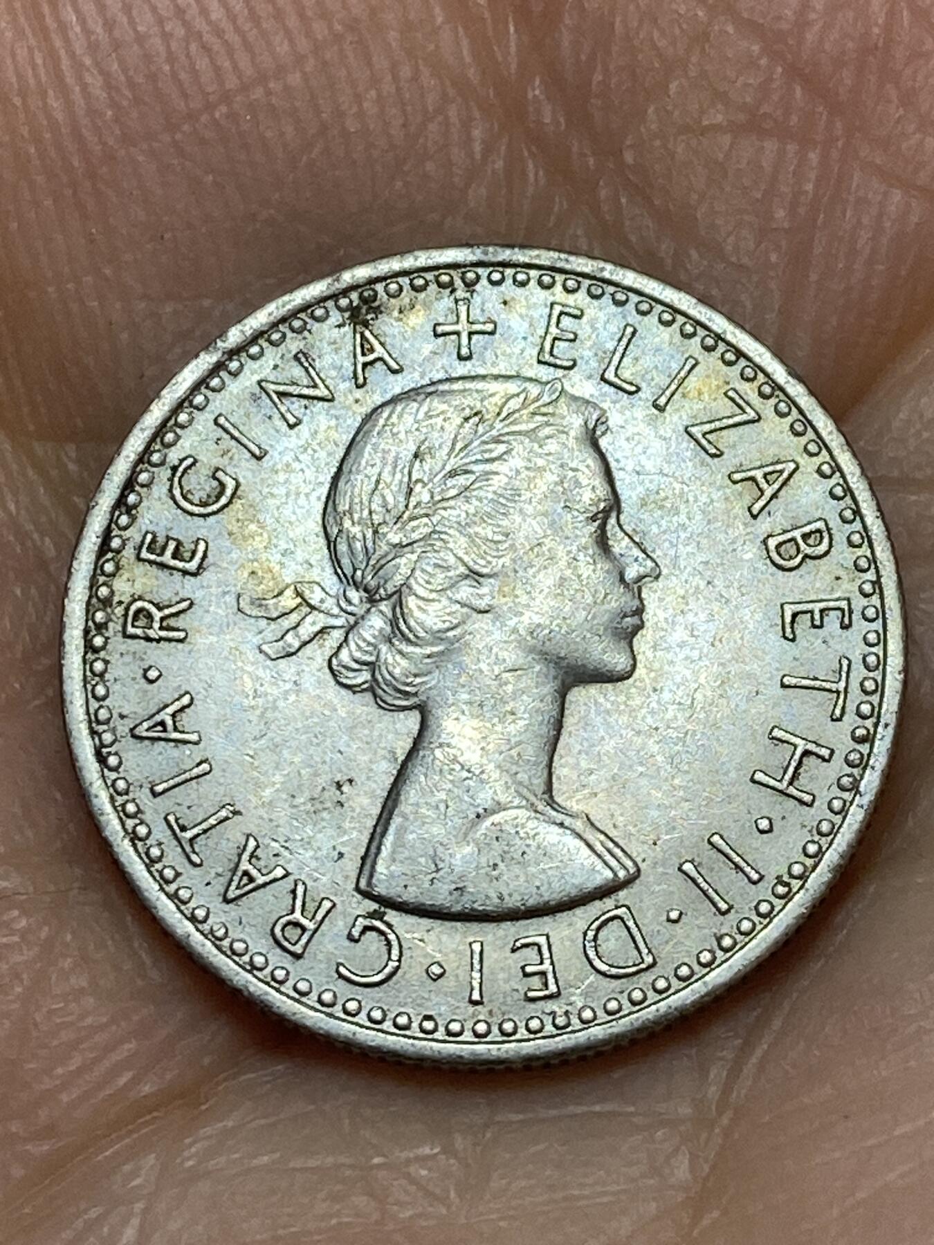 2026年第十九场(总第一百八十八场）外国好品散币场(免佣金) 英国🇬🇧1966年6便士(伊丽莎白二世青年桂冠第二版)