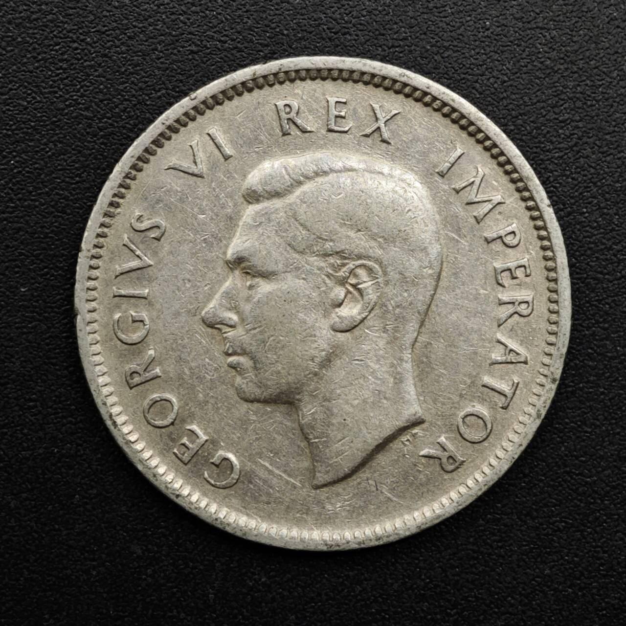 【淘币小摊】实时拍第八百六十三拍   小银币散币场   年前最后一周 之前的预留小年前全部发出 请更换最新收货地址  南非1943年乔治六世一先令银币