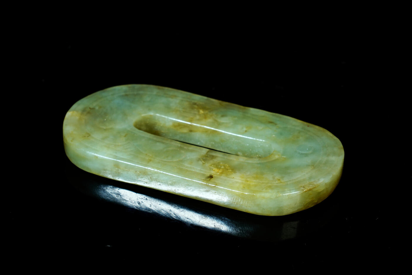 上海都达杂项专场十九（全场包邮） 和田玉湖水绿精雕《绦环》挂件