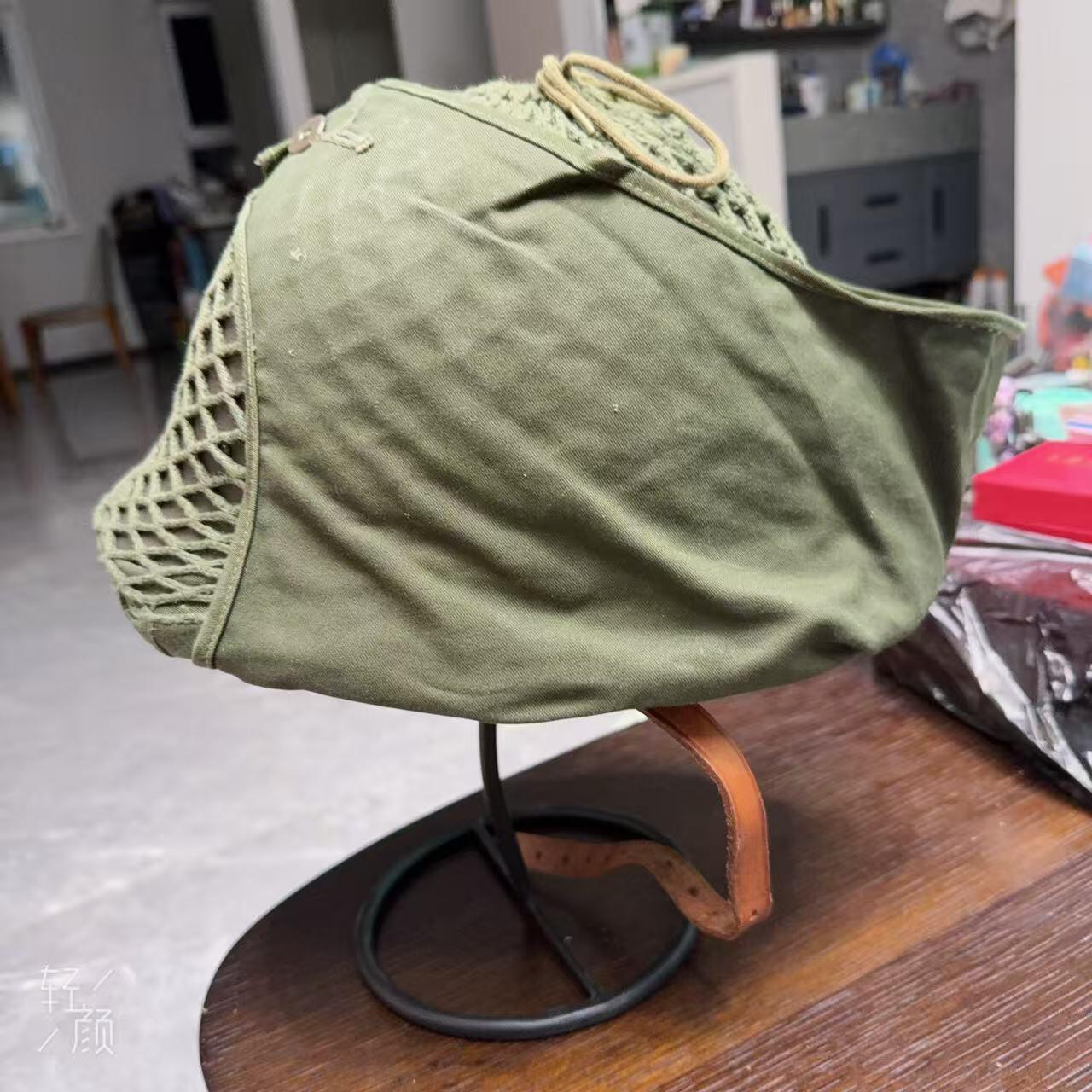 （店主清仓 大量自藏 制服徽章盛宴）罗岚⭐爱藏⭐甄选专拍第五场-分享拍场赚佣（实体经营） 瑞典M21式钢盔 从1921装备到二战后 原内衬 基本无磨损 带盔罩