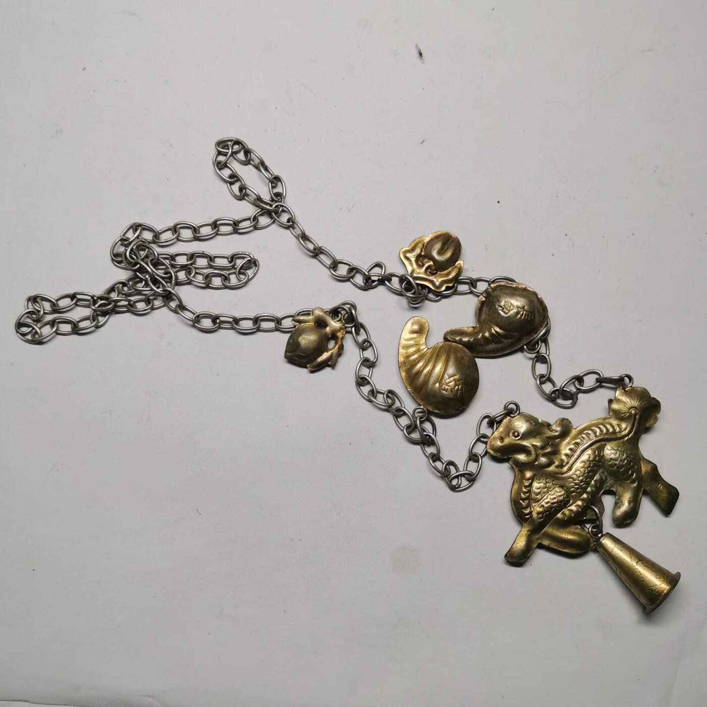 杂件专场98期 清代老银链，老银鎏金麒麟