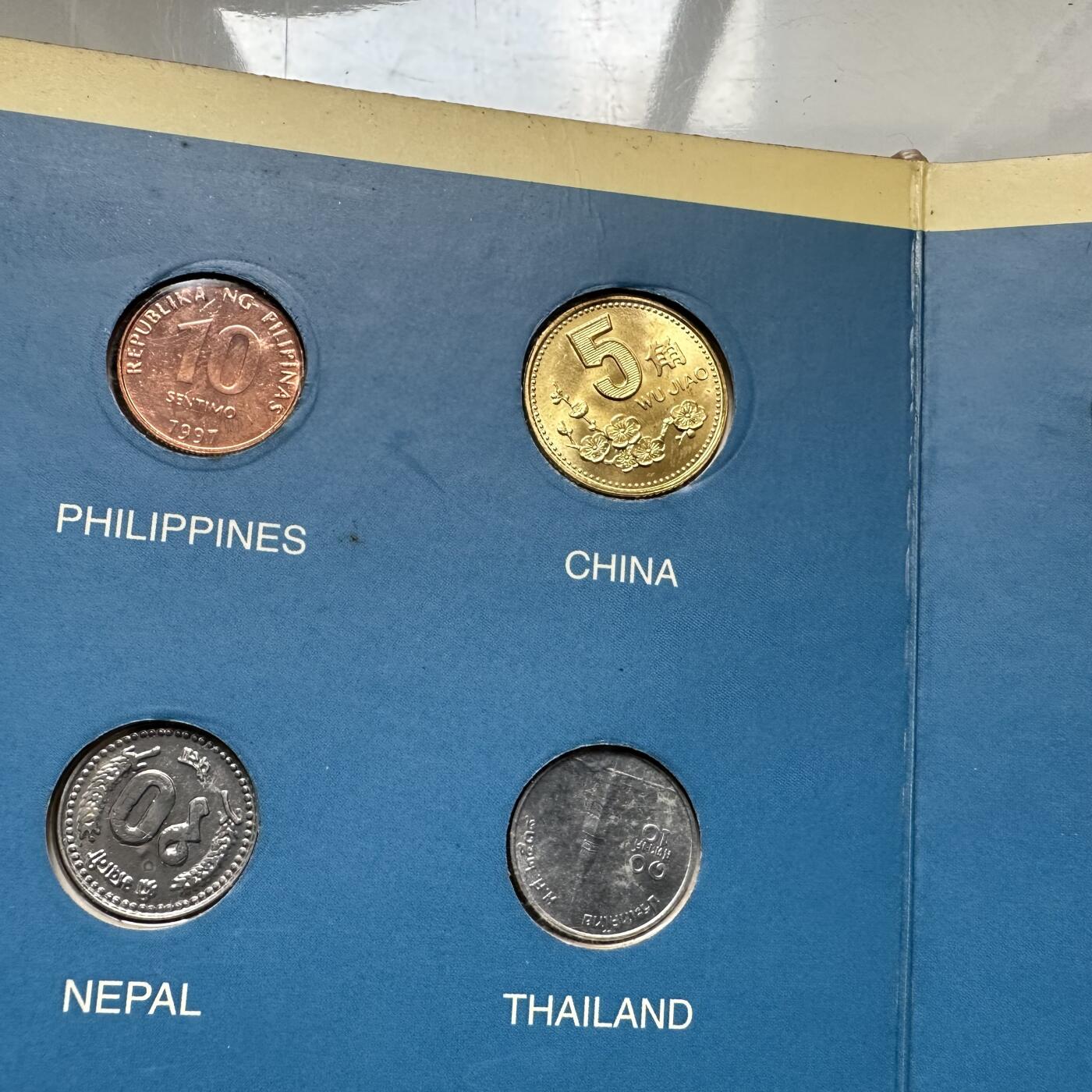 🌹外币初藏🌹🐯2026年第16场 快递将在12号停运 年前需发货的抓紧 ，年后正月十五恢复发货 50国硬币集锦