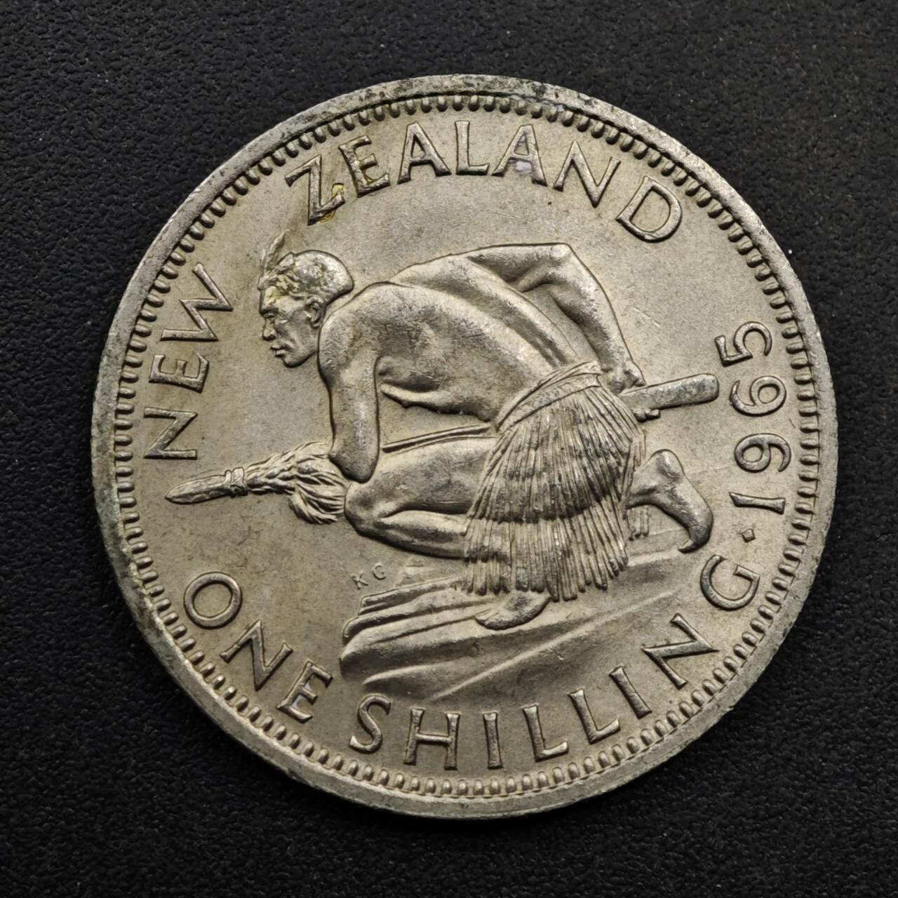 【淘币小摊】实时拍第八百六十三拍   小银币散币场   年前最后一周 之前的预留小年前全部发出 请更换最新收货地址  新西兰1965年伊丽莎白二世一先令镍币