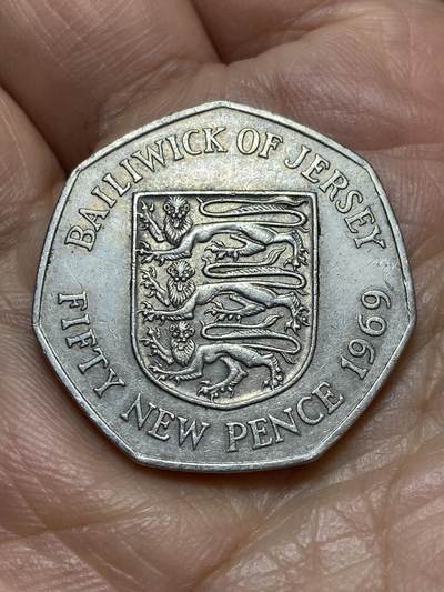 2026年第十九场(总第一百八十八场）外国好品散币场(免佣金) - 英属泽西岛🇯🇪1969年50新便士(伊丽莎白二世中年花冠，十进制第一套首发年)