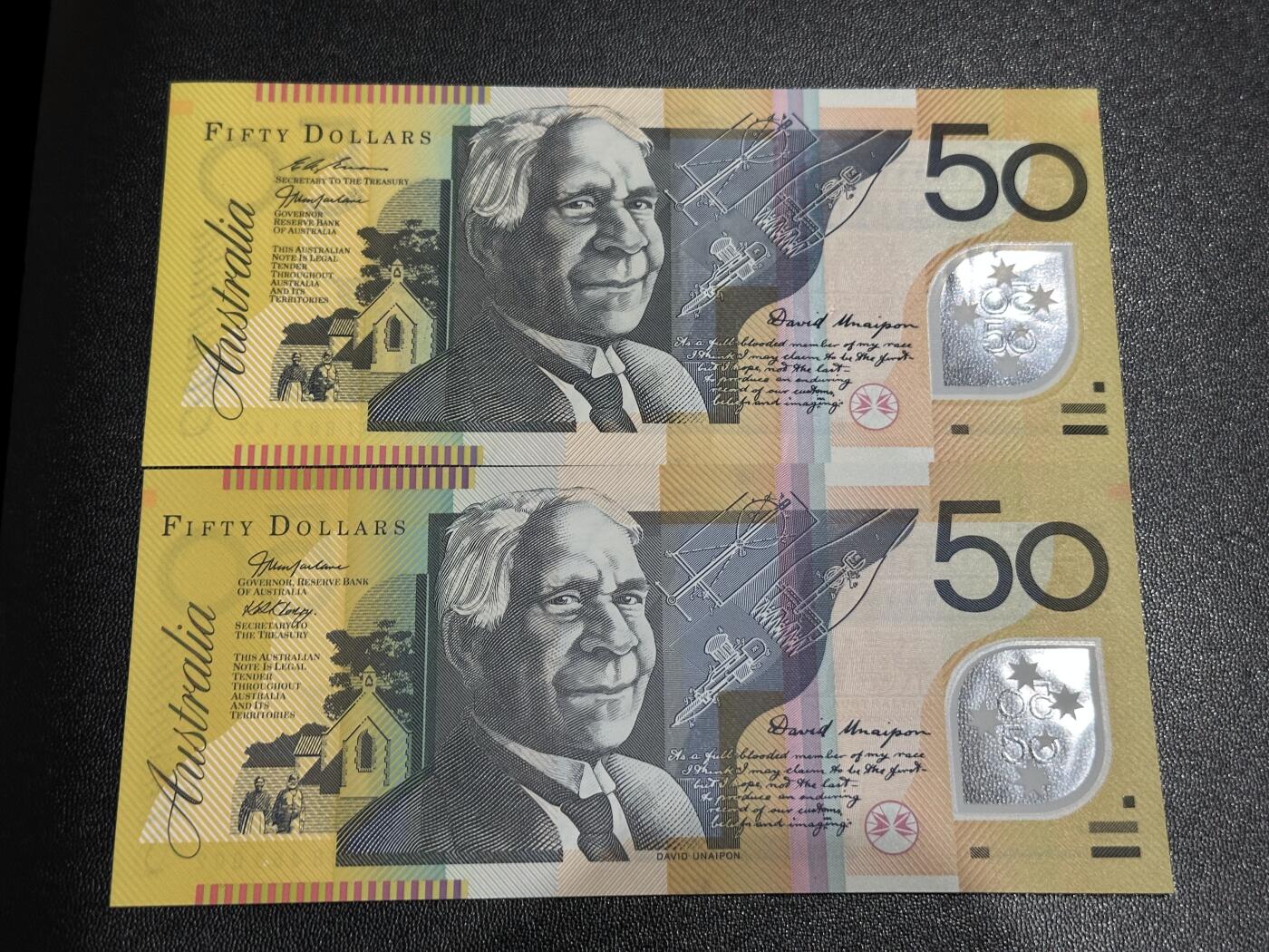 《外钞收藏家》第六百零八期（精选场）（本平台长期征集拍品、欢迎藏友们联系合作） 澳大利亚50元 06和97年 2个年份2个签名一起 全新但97年的有压痕 如图