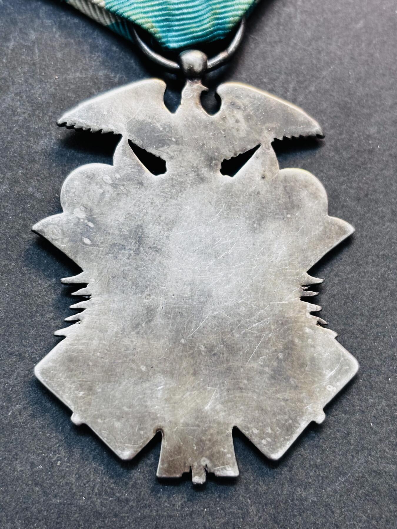 【金马踏春，泉马奔腾】2026 年新年贺岁场，（定于年初五接财神截拍）祝各位老板马到成功，马上有钱，愿岁岁平安喜乐顺遂 带盒纪念章