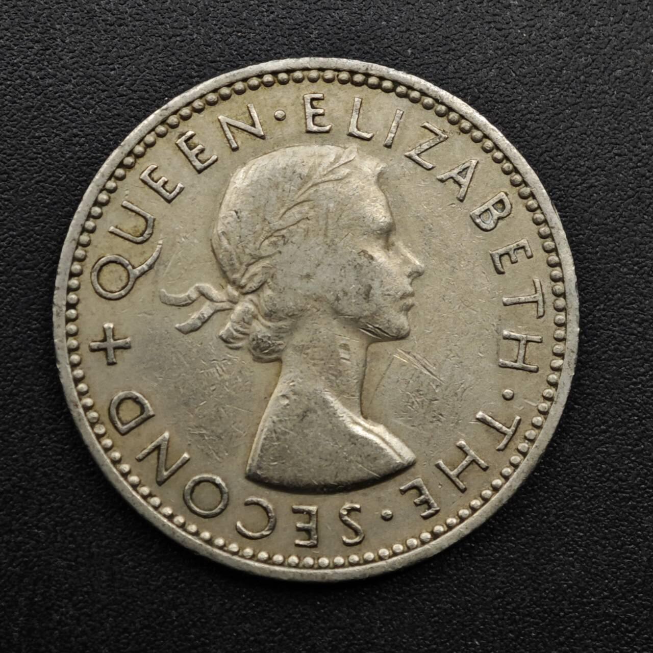 【淘币小摊】实时拍第八百六十三拍   小银币散币场   年前最后一周 之前的预留小年前全部发出 请更换最新收货地址  新西兰1953年伊丽莎白二世一先令镍币