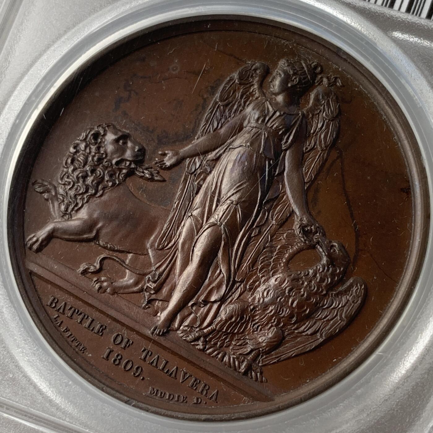 掌中浮雕-藏着的欧洲第052场 PCGS PR64  : 1809年英国惠灵顿公爵塔拉维拉战役胜利纪念铜章 , 41mm, 盒子有裂，不影响密封