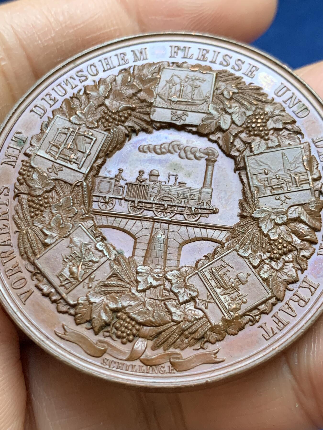 《竞宝斋》第465场 周日，周一，周二，3场连拍 （全场包邮）欢迎送拍 德国1844年柏林工业博览会铁路铜质奖章，50.7g，44.8mm，细节丰富