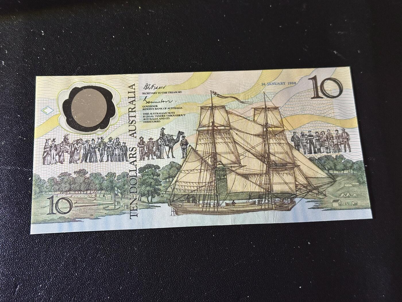 《外钞收藏家》第六百零八期（精选场）（本平台长期征集拍品、欢迎藏友们联系合作） 1988年澳大利亚10元 纪念钞 AA冠 带册子
