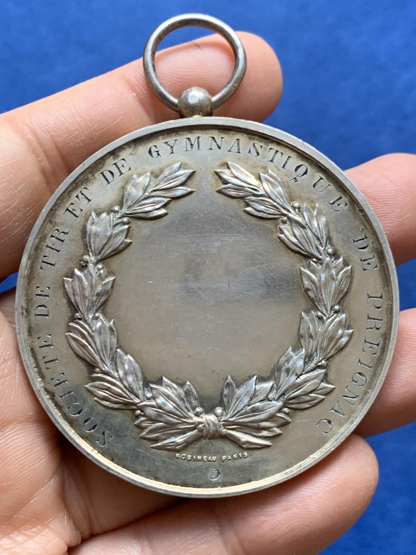 《竞宝斋》第465场 周日，周一，周二，3场连拍 （全场包邮）欢迎送拍 法国普雷尼亚克射击协会镀金银章，62.1g，55.4mm，提钮有野猪头标，侧面有菱形标