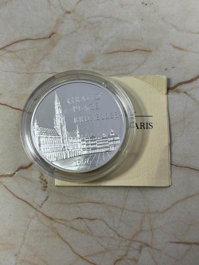 第190期拍卖 - 法国1996年100法郎/15欧元双面值精制银币 欧洲著名地表-比利时大广场 22.2克900银 发行量：2万 带证