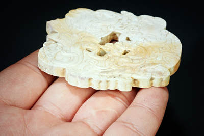 上海都达杂项专场四十七【全场包邮】  鸡骨白龙凤玉佩90-30