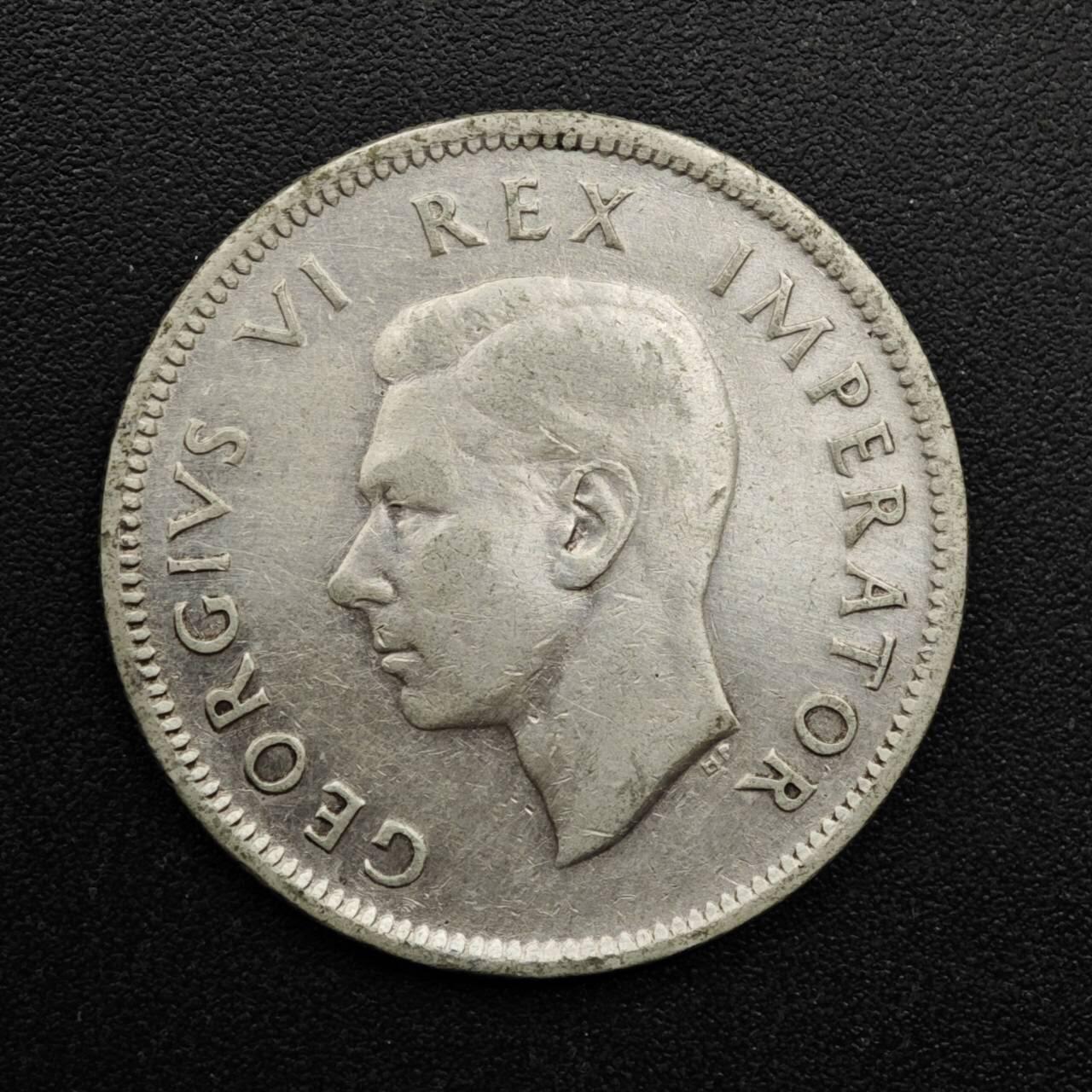 【淘币小摊】实时拍第八百六十三拍   小银币散币场   年前最后一周 之前的预留小年前全部发出 请更换最新收货地址  南非1947年乔治六世一先令银币