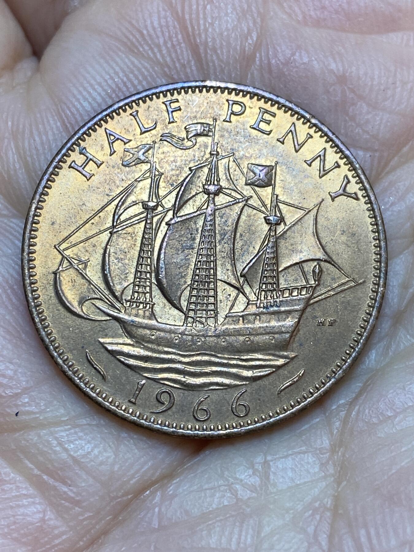 2026年第十九场(总第一百八十八场）外国好品散币场(免佣金) 原光好品–英国🇬🇧1966年1/2便士(伊丽莎白二世青年桂冠第二版)