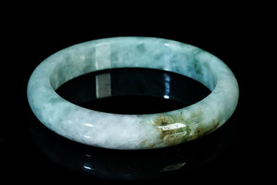 上海都达杂项专场二十一（全场包邮） - 天然冰绿花翡翠（A货）贵妃手镯 附鉴定证书90-46