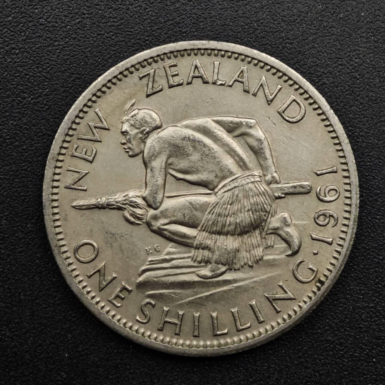 【淘币小摊】实时拍第八百六十三拍   小银币散币场   年前最后一周 之前的预留小年前全部发出 请更换最新收货地址  新西兰1961年伊丽莎白二世一先令镍币