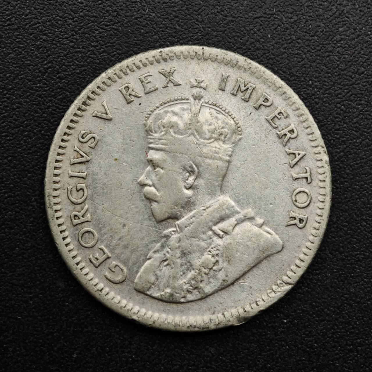 【淘币小摊】实时拍第八百六十三拍   小银币散币场   年前最后一周 之前的预留小年前全部发出 请更换最新收货地址  南非1936年乔治五世6便士银币