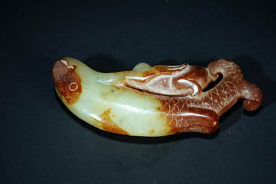 上海都达杂项专场十九（全场包邮） - 和田古玉鱼挂件90-24