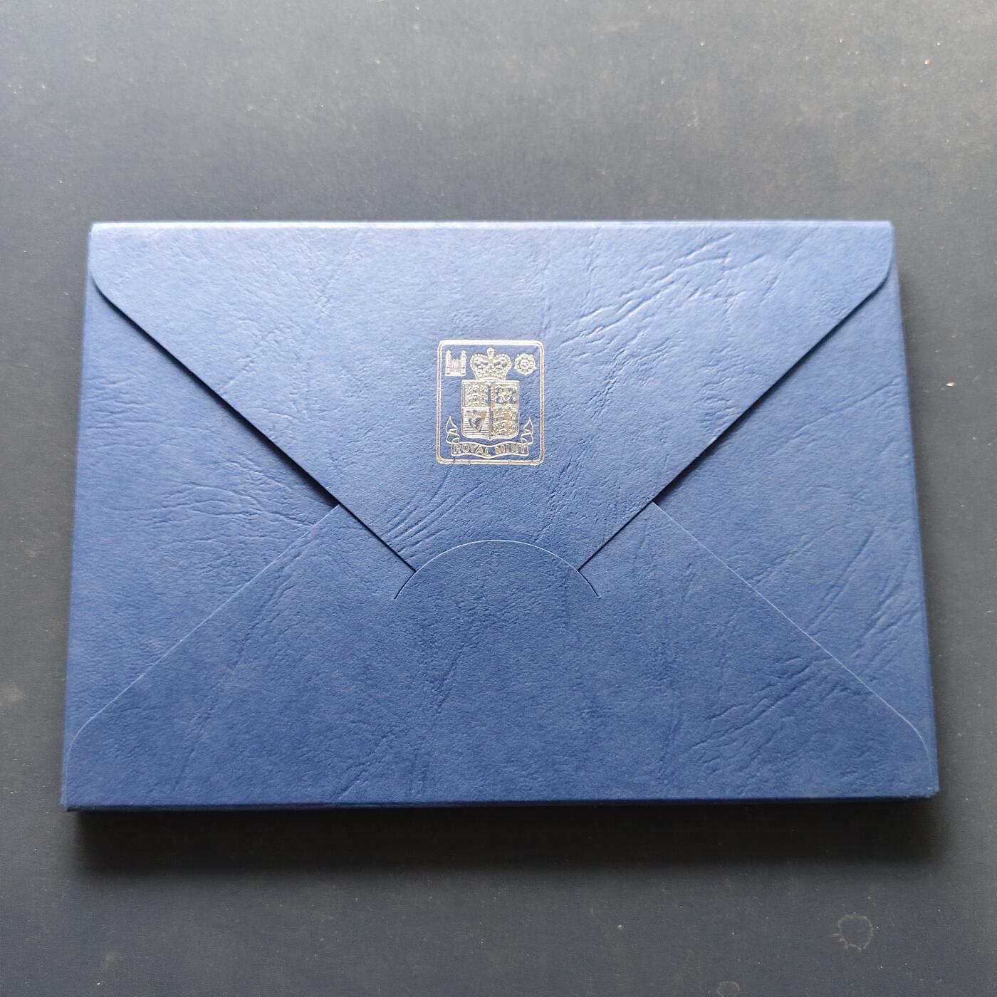 【全场包邮】纯粹捡漏拍501场-持续更新中 库克群岛1983年官方发行皇家厂经典信封装精制套币-PS14