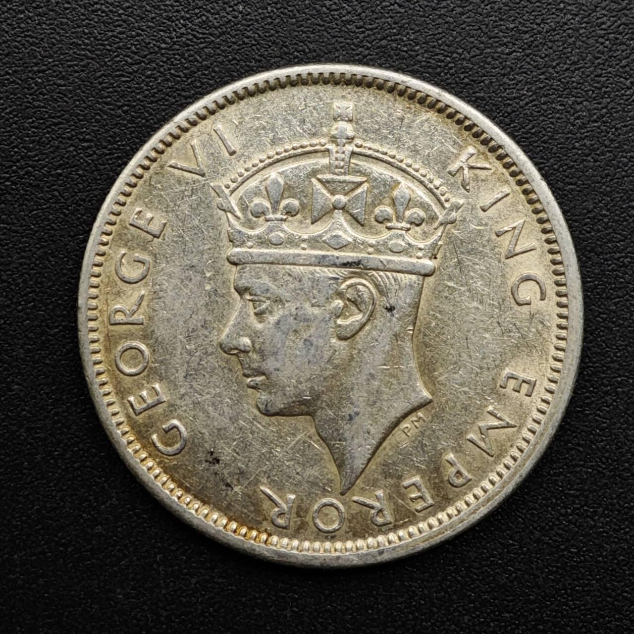 【淘币小摊】实时拍第八百六十三拍   小银币散币场   年前最后一周 之前的预留小年前全部发出 请更换最新收货地址  斐济1943年乔治六世一先令银币