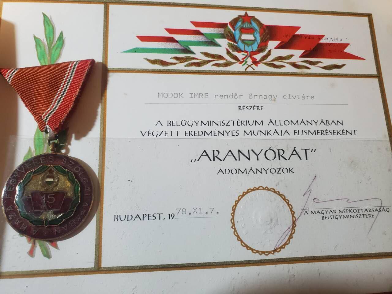 韵星假日军品类拍卖第三十九期暨默多克中校夫妇专场 -- Rimey Holidays Militaria Auction 39 & The Modoks Collection  匈牙利人民共和国默多克中校15年人民军服务奖章 内务部服务公务员荣休证书、匈牙利共和国退休人员在赞美与奖励中服务感谢证书