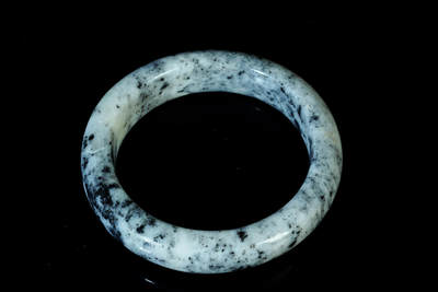 上海都达杂项专场二十一（全场包邮） - 天然和田玉点墨青花手镯90-54