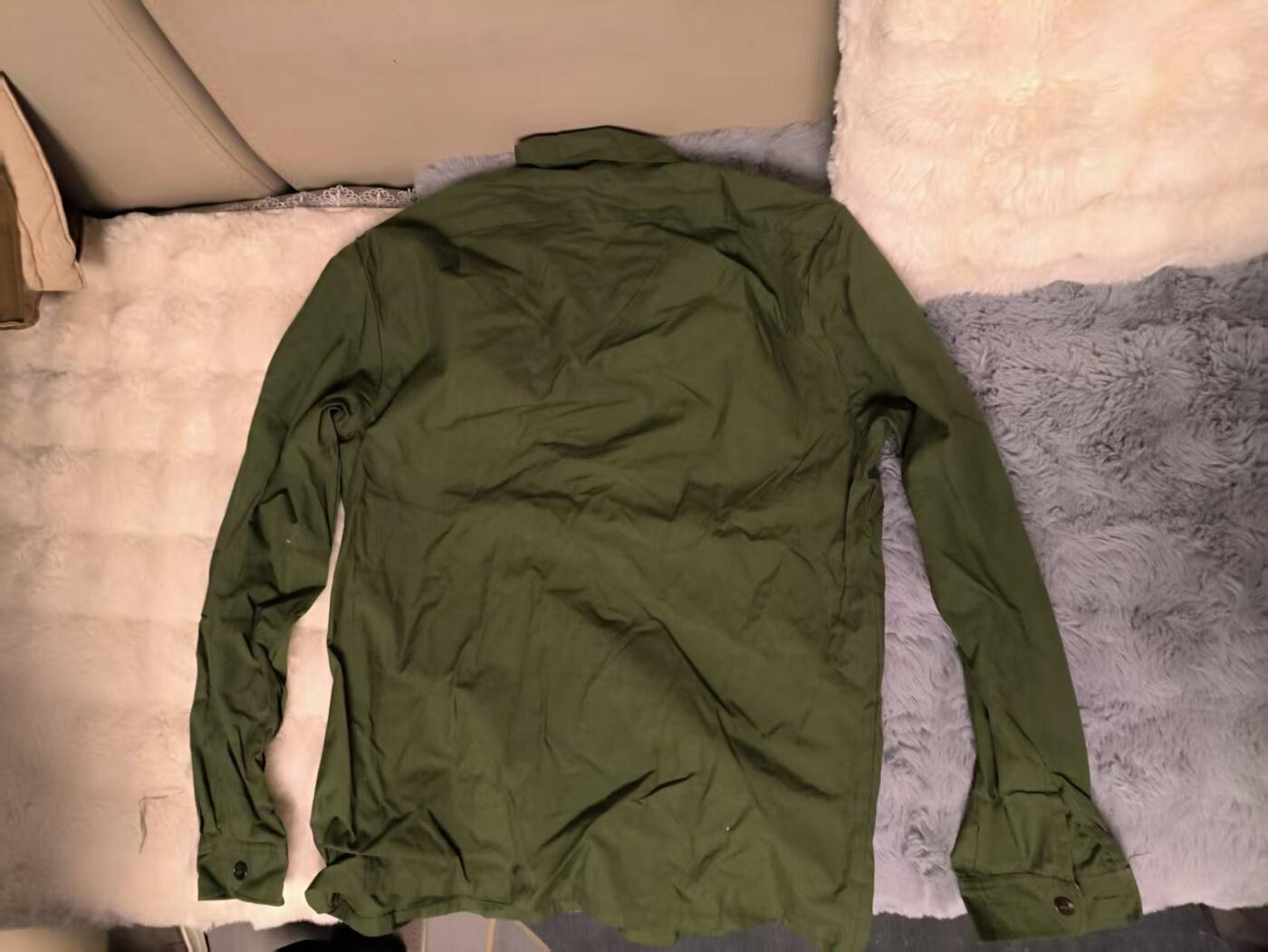 （店主清仓 大量自藏 制服徽章盛宴）罗岚⭐爱藏⭐甄选专拍第五场-分享拍场赚佣（实体经营） su-M65式对越时期干部外穿夏季常服（翻领外穿出造型非常好看） 正一号全新库存 适合180-185体型适中穿着