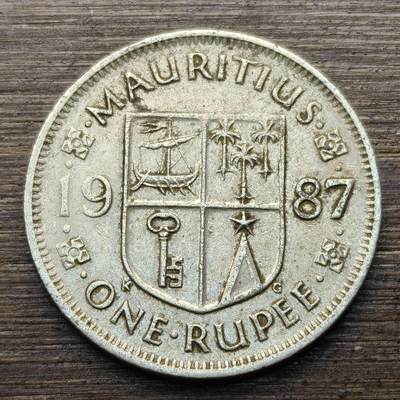 【铜匠收藏】★第144★散币专场 不寄存，30包邮。不满30元，支付5元运费。《接受代拍 代送NGC评级》 - 68【无寄存】英属毛里求斯 1987年 1卢比
