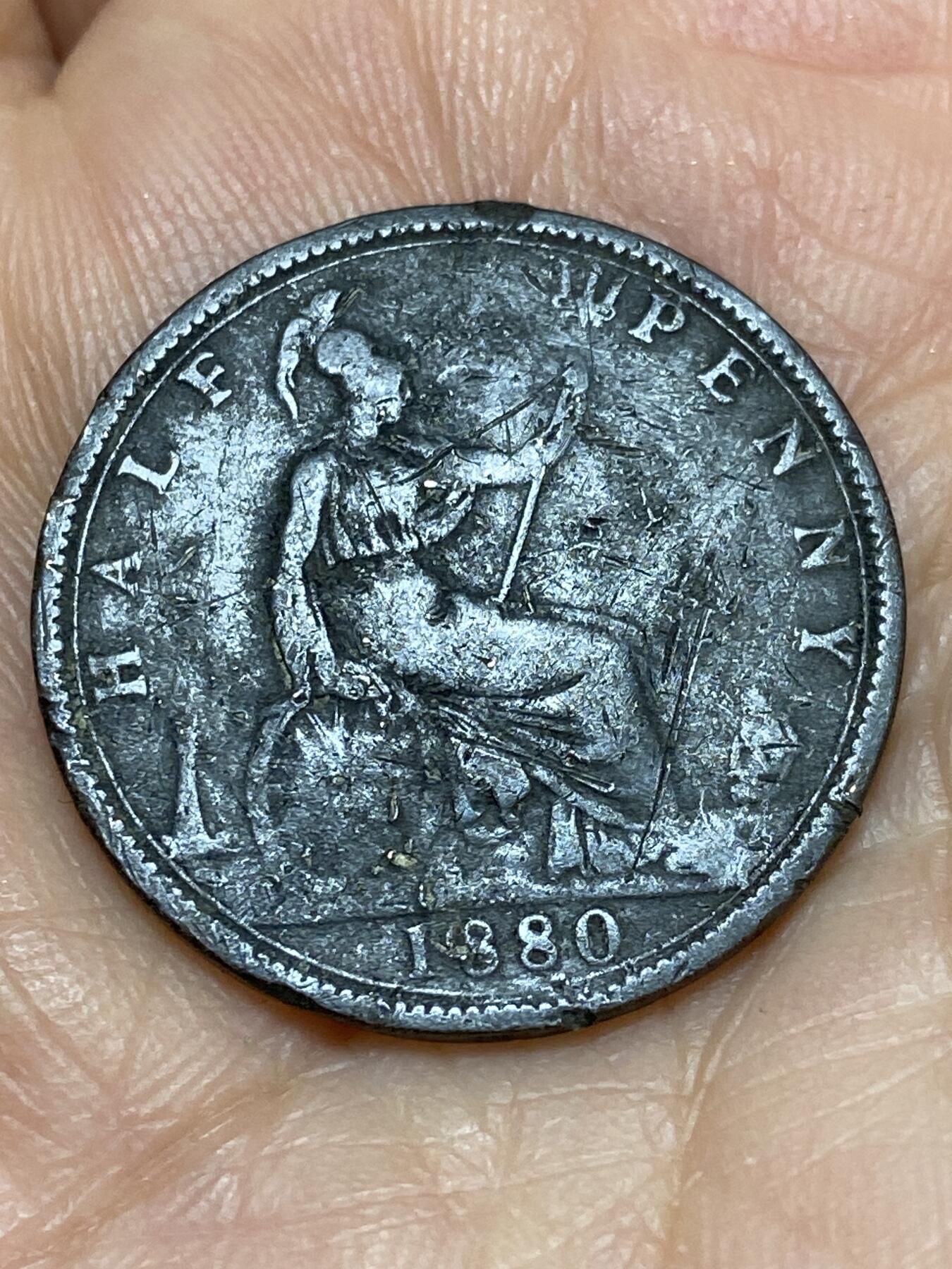 2026年第十九场(总第一百八十八场）外国好品散币场(免佣金) 英国🇬🇧1880年1/2便士(维多利亚女王中年桂冠第三版)