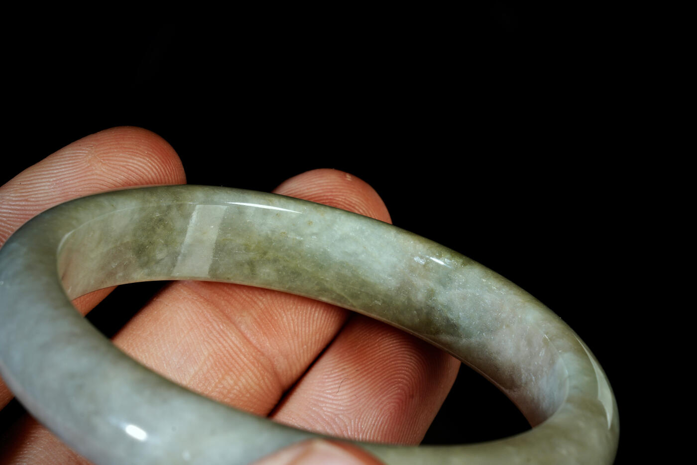 上海都达杂项专场二十一（全场包邮） 天然 翡翠（A货）贵妃手镯 附鉴定证书90-51