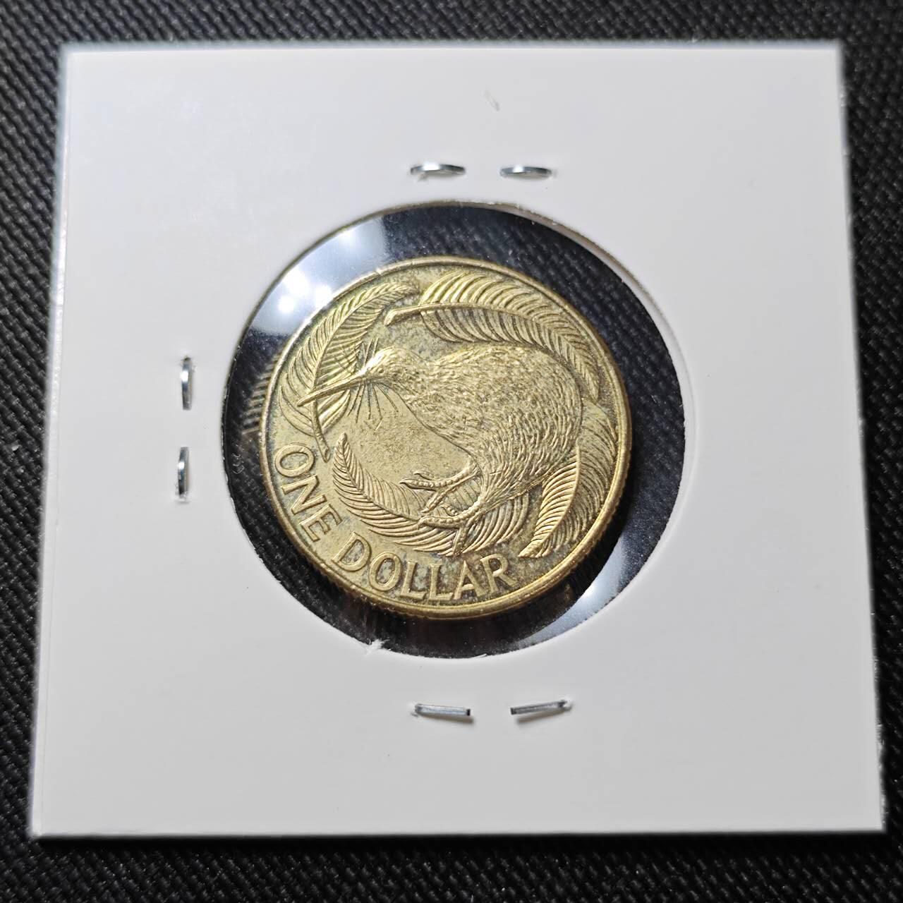 KK钱币收藏小铺  第392期  2月预留时间 周末发货  2002新西兰1元