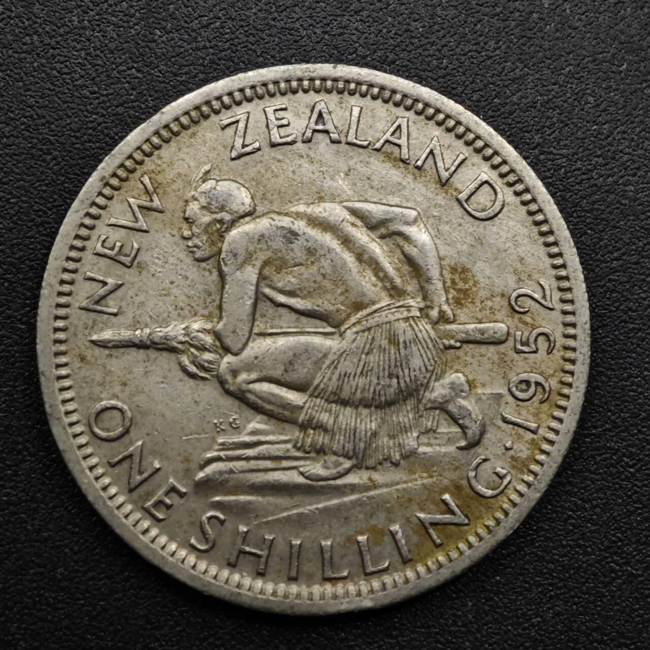 【淘币小摊】实时拍第八百六十三拍   小银币散币场   年前最后一周 之前的预留小年前全部发出 请更换最新收货地址  新西兰1952年乔治六世一先令镍币