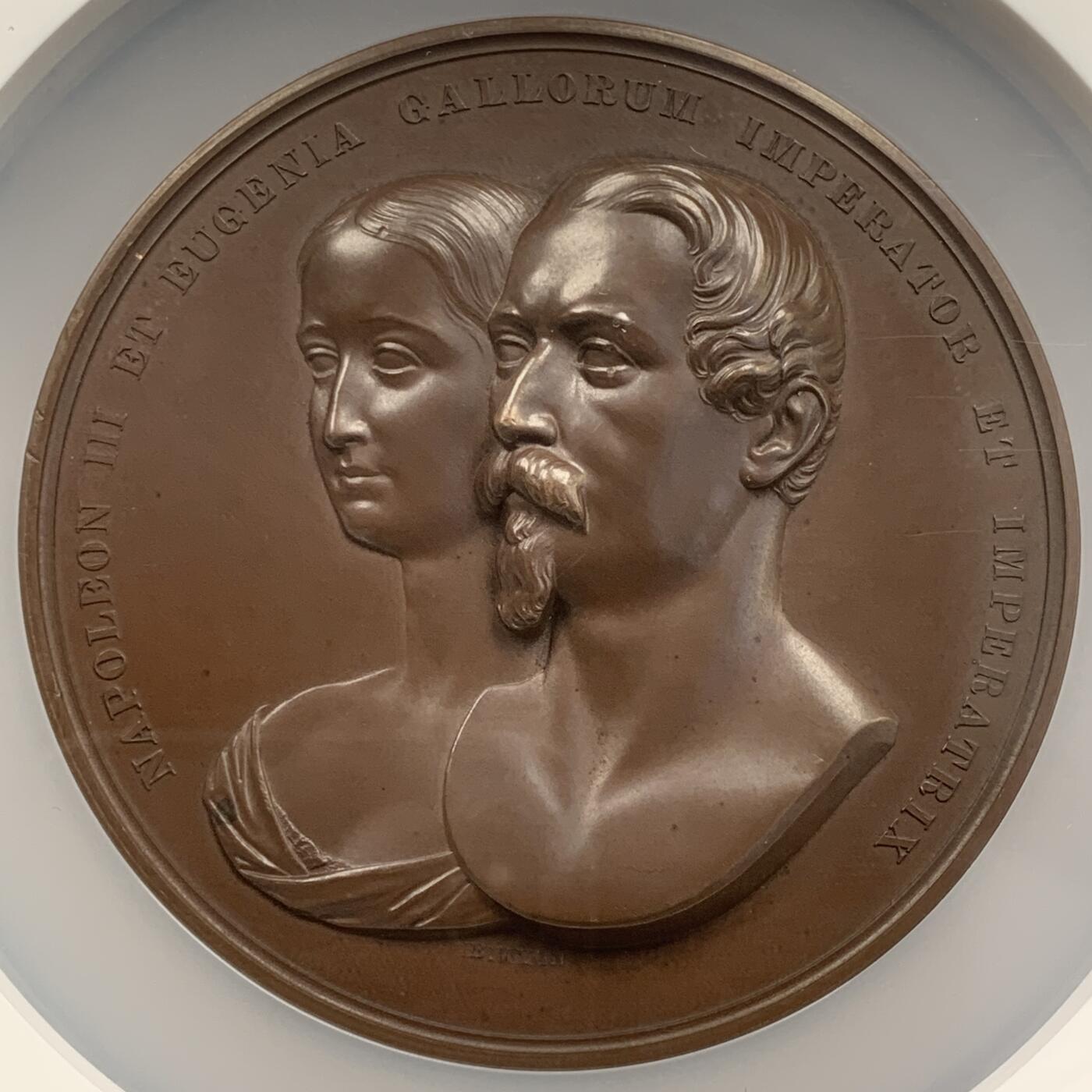 掌中浮雕-藏着的欧洲第052场 NGC MS64 : 1855年法王拿破仑三世夫妇访问伦敦城纪念章，77mm。目录编号BHM 2561, Eimer 1496。仅发行350枚