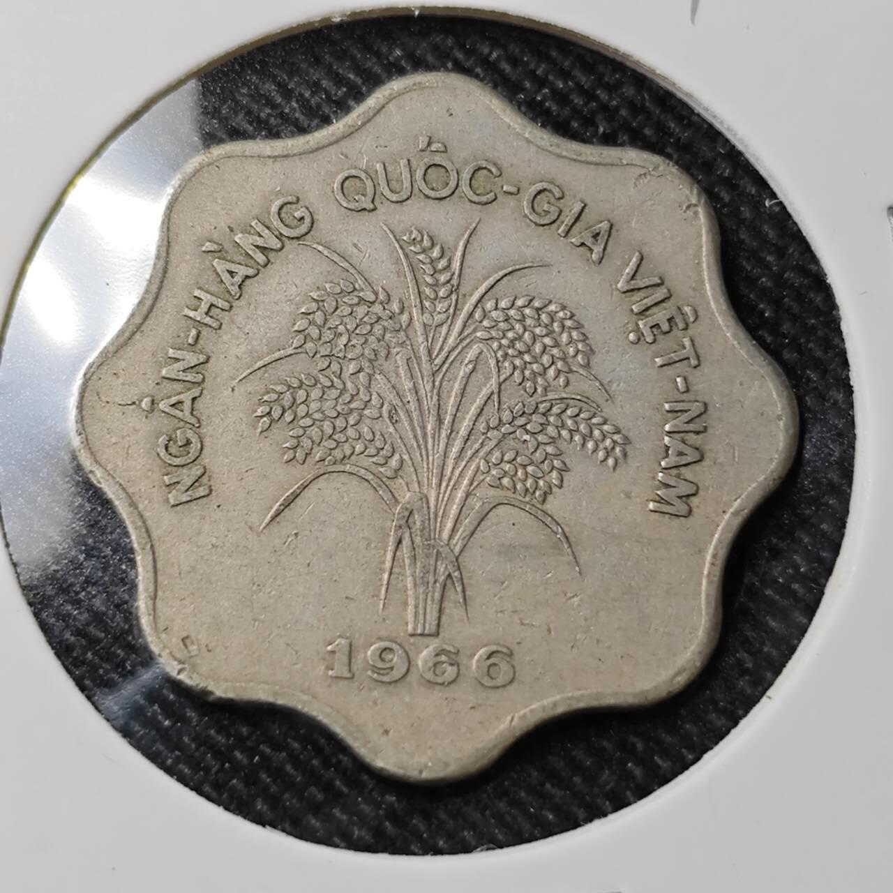 KK钱币收藏小铺  第392期  2月预留时间 周末发货  1966南越5盾 少见年份