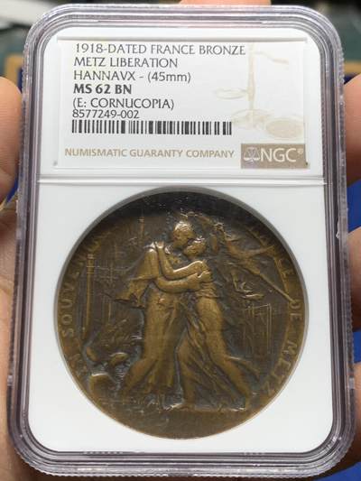 《竞宝斋》第465场 周日，周一，周二，3场连拍 （全场包邮）欢迎送拍 - NGC MS62BN 法国梅斯解放纪念章，纪念一战结束时梅斯从德国占领下获得解放的历史时刻。45mm，加厚盒。