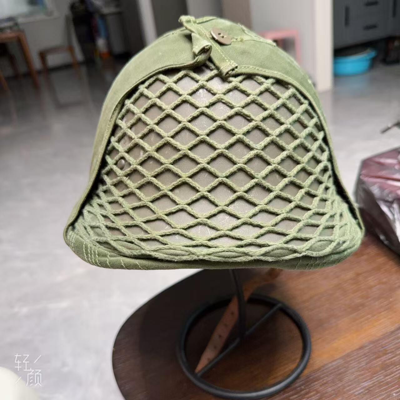 （店主清仓 大量自藏 制服徽章盛宴）罗岚⭐爱藏⭐甄选专拍第五场-分享拍场赚佣（实体经营） 瑞典M21式钢盔 从1921装备到二战后 原内衬 基本无磨损 带盔罩