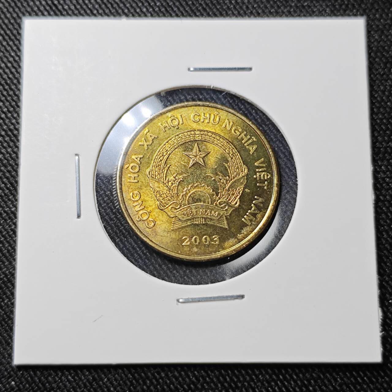 KK钱币收藏小铺  第392期  2月预留时间 周末发货  越南2000盾 好品