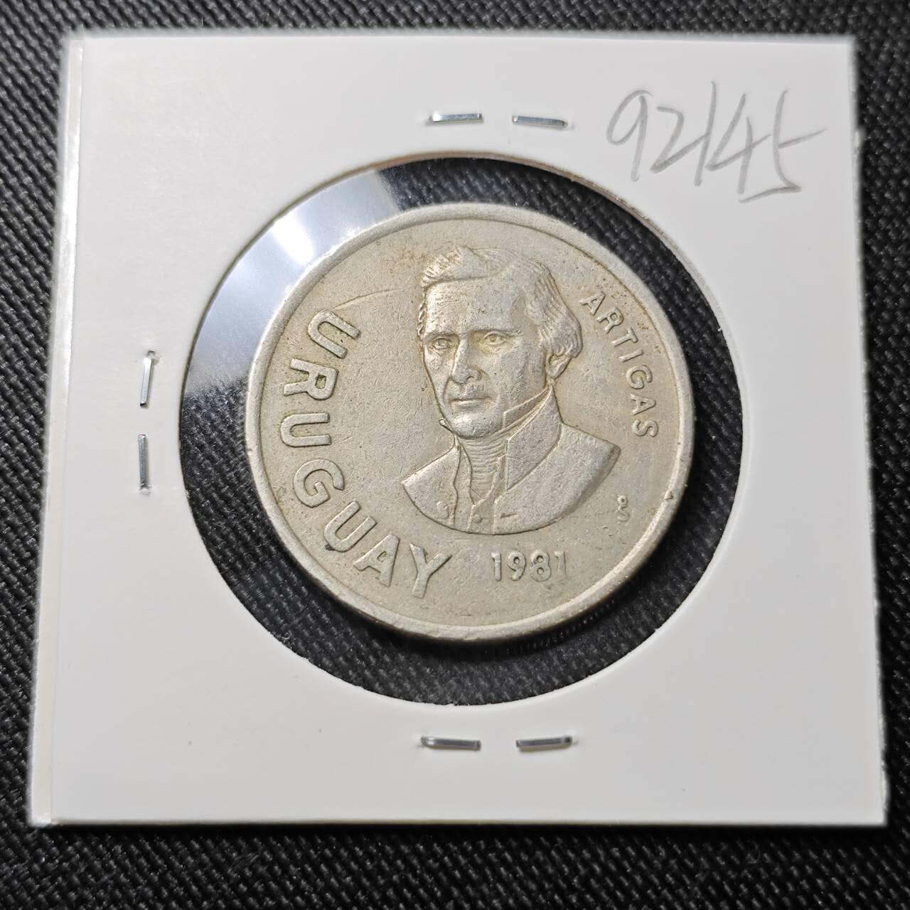 KK钱币收藏小铺  第392期  2月预留时间 周末发货  乌拉圭10比索