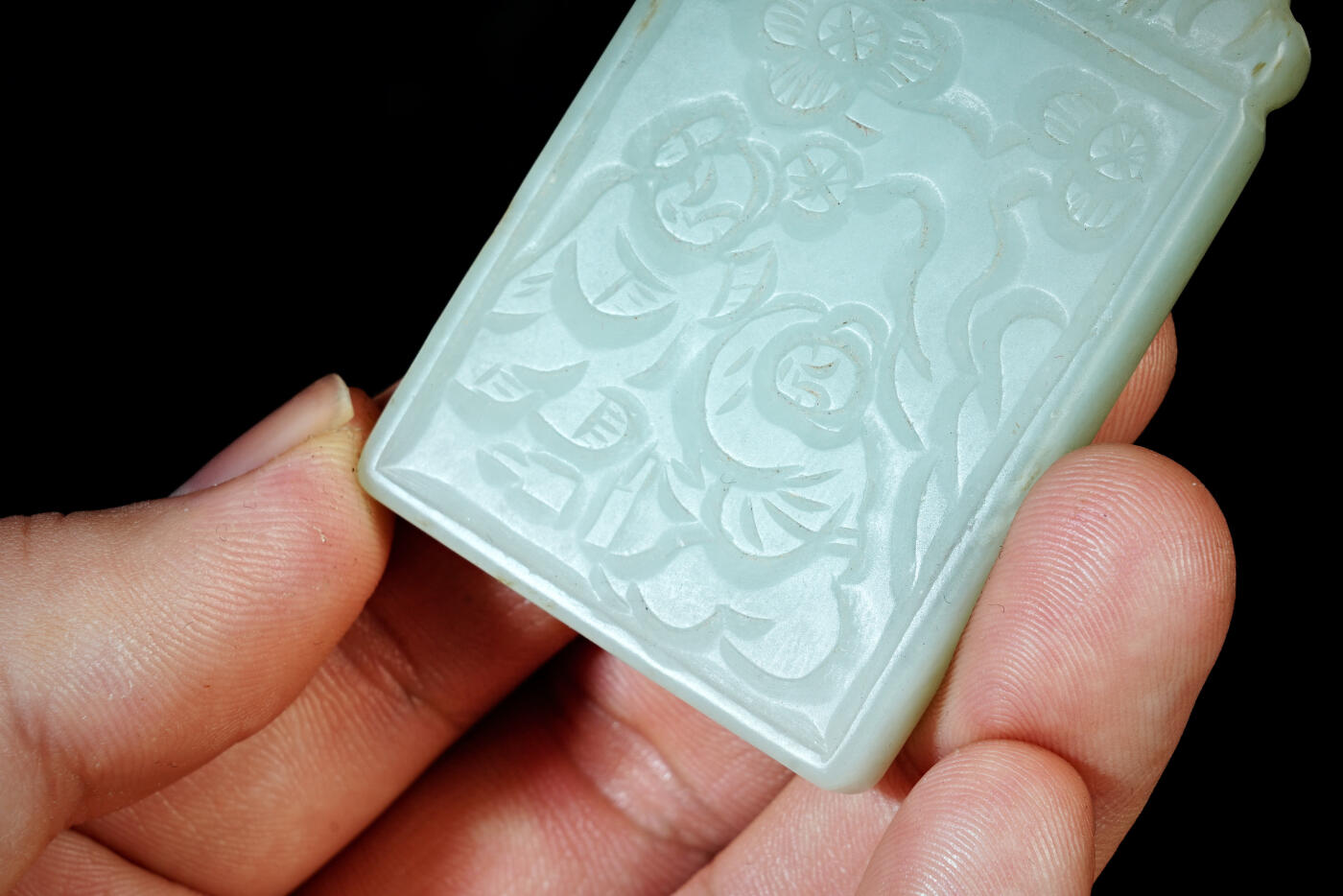 上海都达杂项专场十九（全场包邮） 和田玉籽料精雕《人物故事》挂件90-18