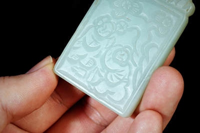 上海都达杂项专场四十七【全场包邮】  和田玉籽料精雕《人物故事》挂件90-18