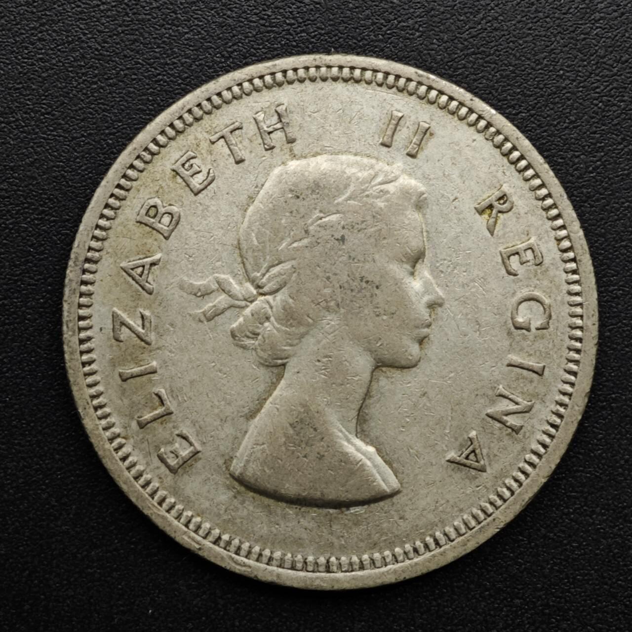 【淘币小摊】实时拍第八百六十三拍   小银币散币场   年前最后一周 之前的预留小年前全部发出 请更换最新收货地址  南非1959年伊丽莎白二世2先令银币