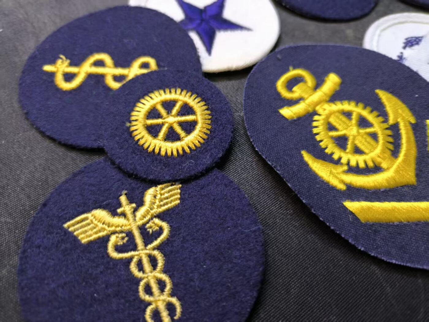 （店主清仓 大量自藏 制服徽章盛宴）罗岚⭐爱藏⭐甄选专拍第五场-分享拍场赚佣（实体经营） 民主德国人民军海军配饰全家桶一大组 做工精致赠友佳品