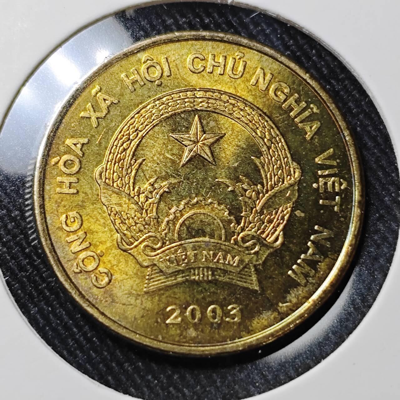 KK钱币收藏小铺  第392期  2月预留时间 周末发货  越南2000盾 好品